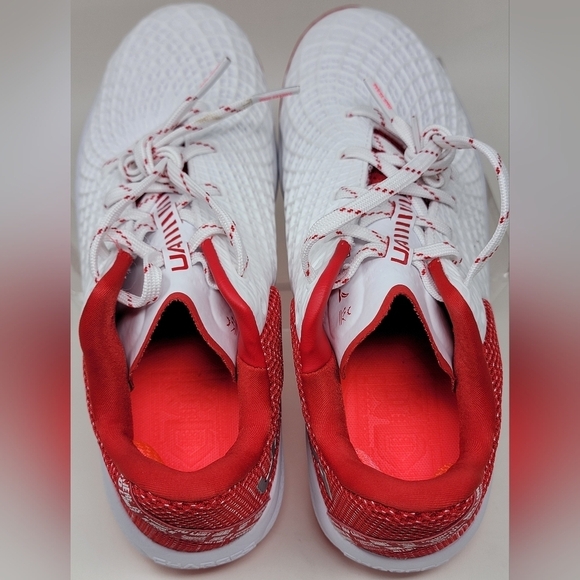 Under Armour Women's UA Glyde 2 MT TPU Softball Cleats 3026603-101 Size 8.5 New - Picture 10 of 11